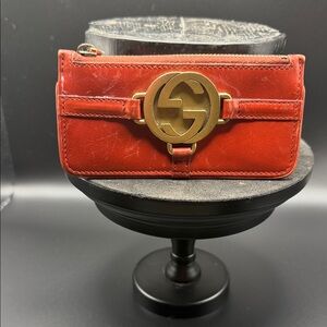 Gucci key ring holder